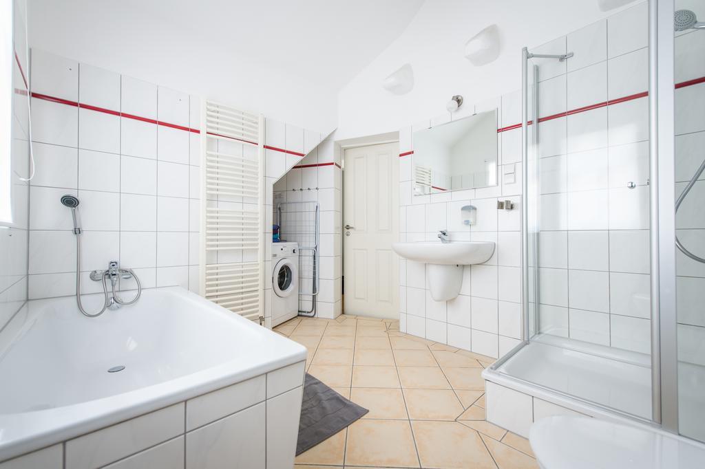 "Goethezimmer" Ferienwohnung Und Zimmer Am Burgplatz Weimar  Exterior foto