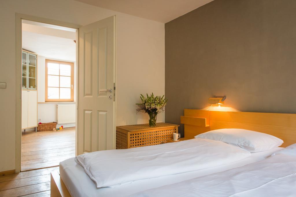 "Goethezimmer" Ferienwohnung Und Zimmer Am Burgplatz Weimar  Exterior foto