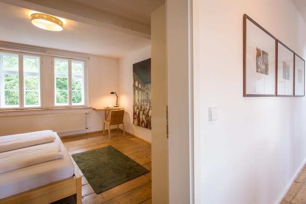 "Goethezimmer" Ferienwohnung Und Zimmer Am Burgplatz Weimar  Exterior foto